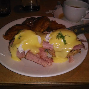 Eggs Benedict