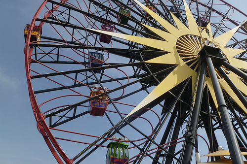 Mickey's Fun Wheel